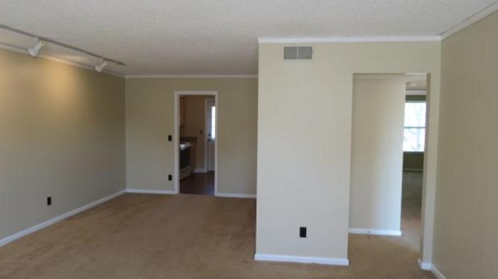 living 2 Listing photo 5